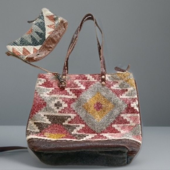 Myra Bag Leather, Canvas Weekender Bag With Wristlet Clutch/Cosmetic Bag - Picture 7 of 17